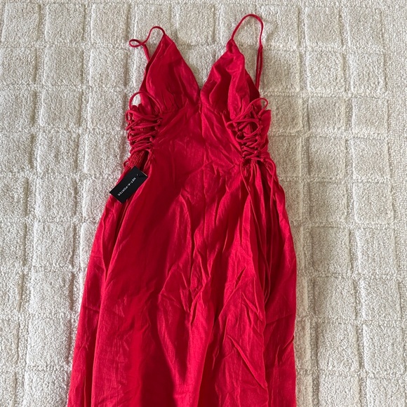 FARM Rio NWT Vibrant Red Midi Dress - Picture 4 of 11